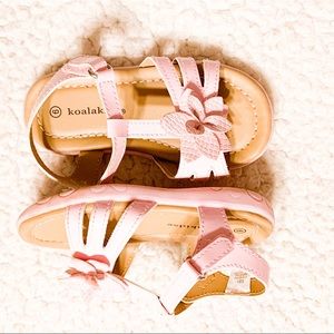 Koalakids pink flower sandal-Size 6